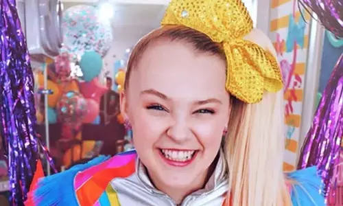 JoJo Siwa changes her name with 2026