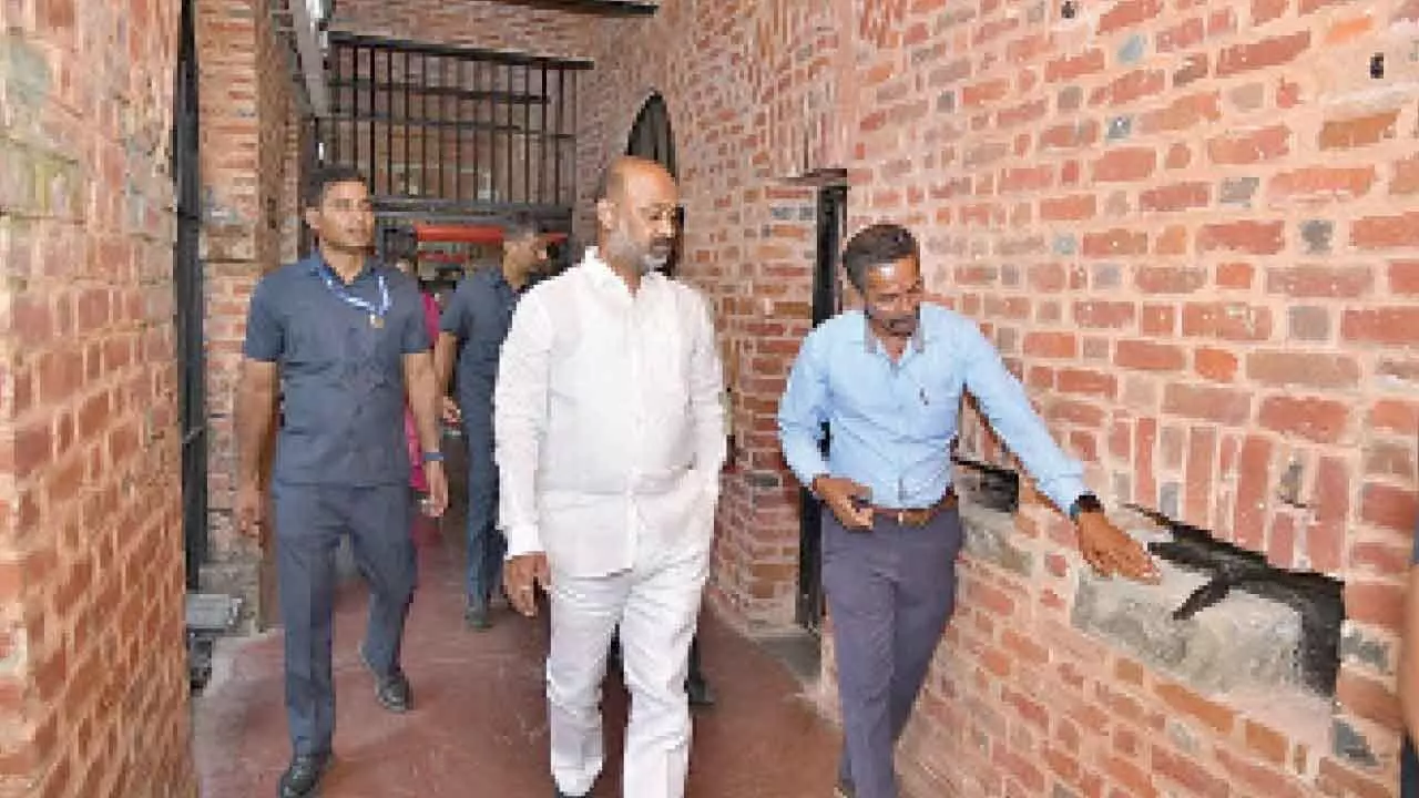 At Kala Pani, Bandi Sanjay bows to the spirit of India’s immortals At Kala Pani, Bandi Sanjay bows to the spirit of India’s immortals