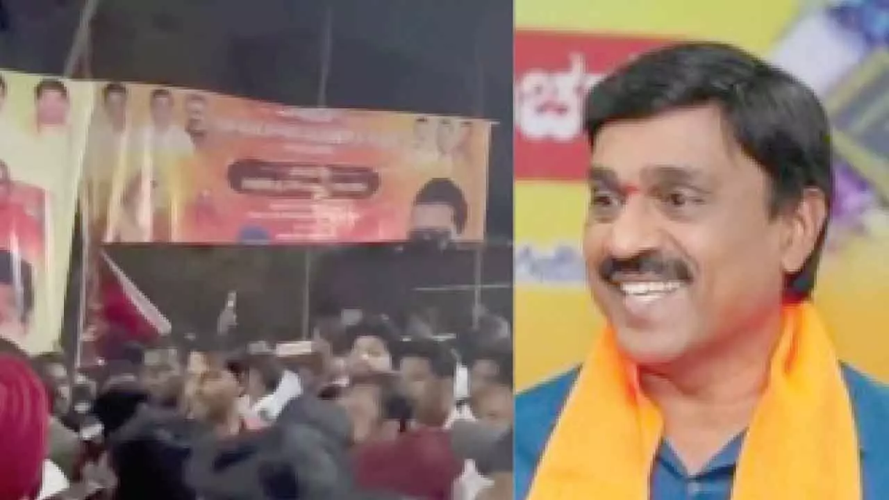 Ballari banner clash: FIR filed against MLA Janardhan Reddy, former minister Sriramulu Ballari banner clash: FIR filed against MLA Janardhan Reddy, former minister Sriramulu
