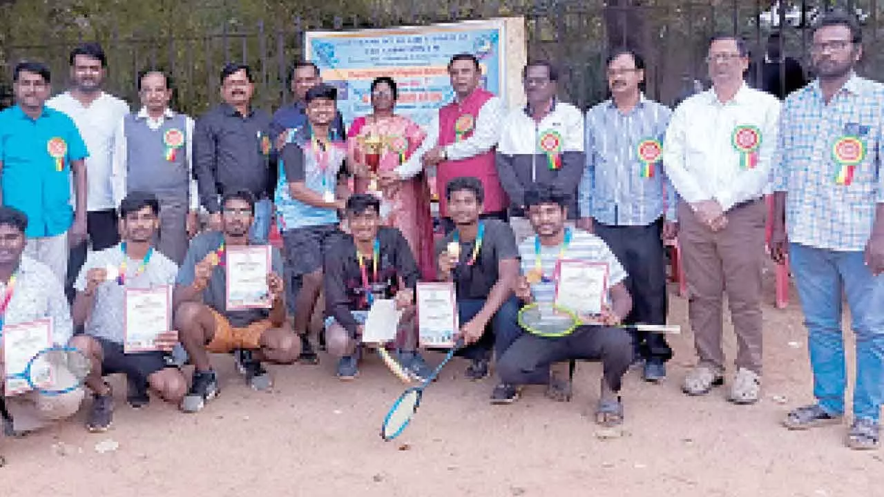 OU College of Engg wins ball badminton C’ship title OU College of Engg wins ball badminton C’ship title