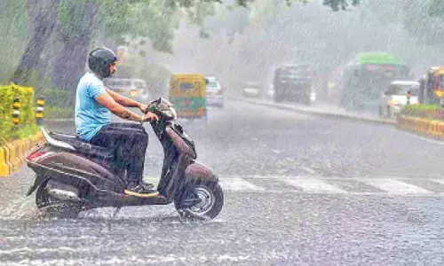 Light rain in parts of Raj; night temperatures rise Light rain in parts of Raj; night temperatures rise