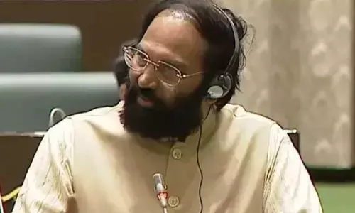 Uttam Kumar Reddy briefs on Krishna river in assembly, says will not compromise on rights Uttam Kumar Reddy briefs on Krishna river in assembly, says will not compromise on rights