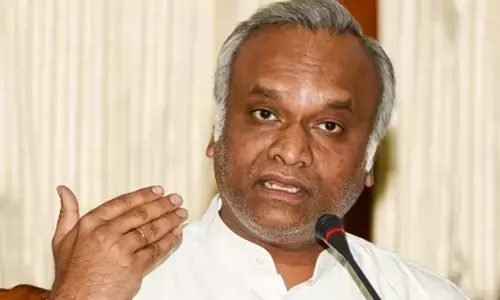 KKR releasing Bangladeshi player from IPL 2026 squad draws mixed reactions from political leaders KKR releasing Bangladeshi player from IPL 2026 squad draws mixed reactions from political leaders