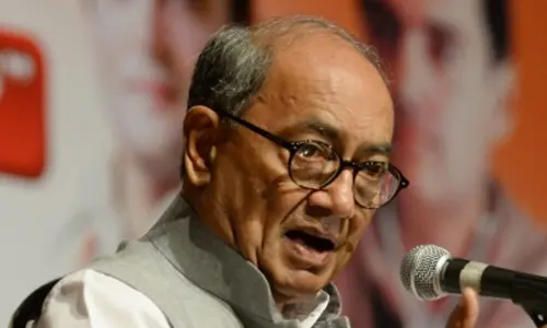 Water contamination crisis: Digvijaya Singh blames Indore Mayor for tragedy Water contamination crisis: Digvijaya Singh blames Indore Mayor for tragedy