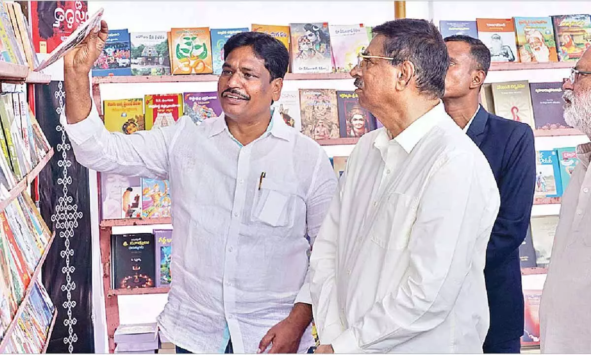 Odisha Guv emphasises promotion of reading Odisha Guv emphasises promotion of reading
