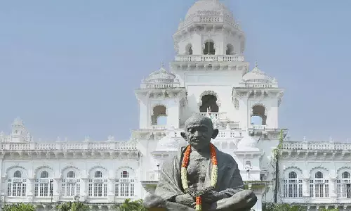 BRS MLAs are belittling Assembly, says Sridhar Babu BRS MLAs are belittling Assembly, says Sridhar Babu