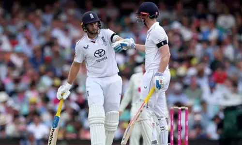 Ashes: Lack of spin bowling has made cricket in this series one-dimensional, says Atherton