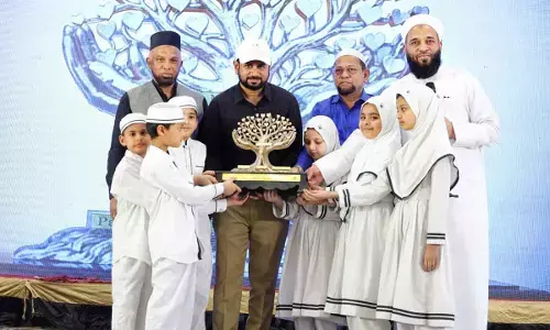 Munawar Zama receives Murabbi Award at MS Education Academy’s Himmat Day event Munawar Zama receives Murabbi Award at MS Education Academy’s Himmat Day event