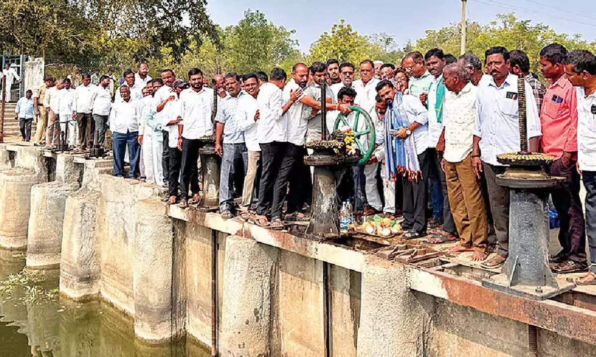 Irrigation water released from Sadar Matt ayacut Irrigation water released from Sadar Matt ayacut
