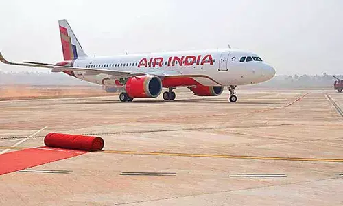 CM Naidu, Jagan hail the milestone