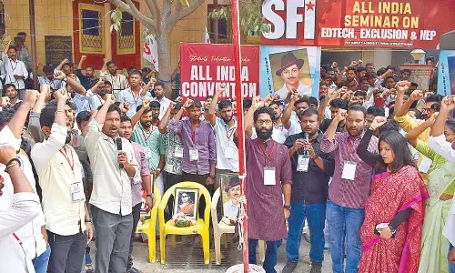 SFI national convention calls for equal access to AI technology and resistance to NEP