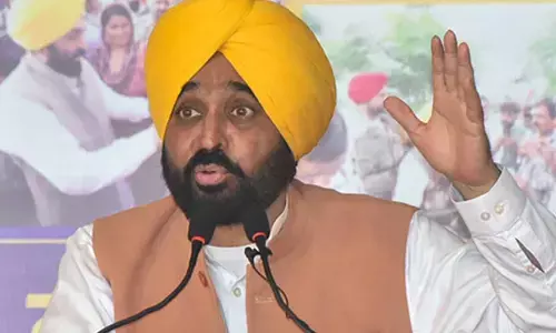 Akal Takht Jathedar summons Punjab CM for hurting religious sentiments Akal Takht Jathedar summons Punjab CM for hurting religious sentiments