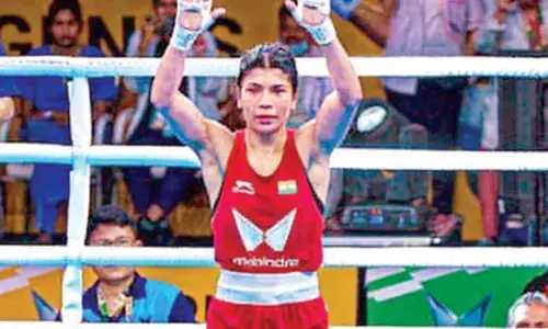 Nikhat, Minakshi, Lovlina seal easy wins