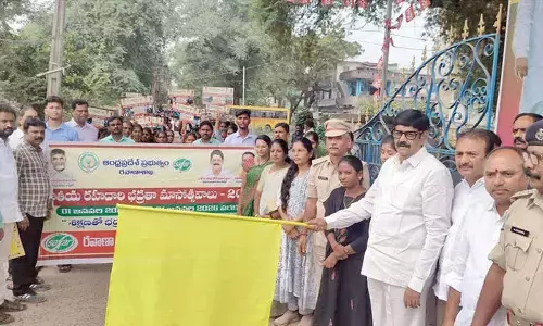 People must follow traffic rules, says Anam