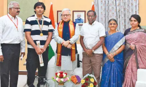 Bal Puraskar awardee Karthikey meets Governor