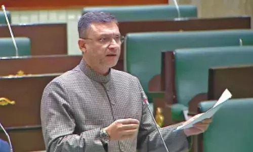 AIMIM floor leader backs Telangana Rising-2047