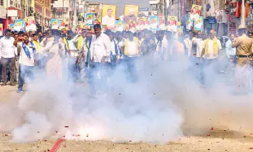 Supporters of CM, Dy CM express differing views on leadership