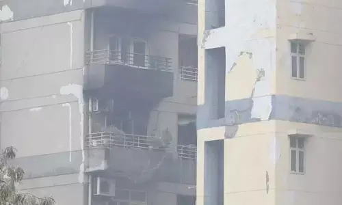 DMRC official, kin killed in fire at flat in Adarsh Nagar
