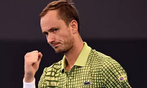 Medvedev enters Brisbane QF; Lehecka retires with ankle injury, Pegula prevails