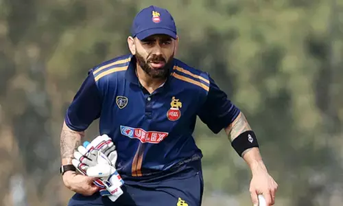 IND vs NZ: Virat Kohli receives grand welcome in Vadodara ahead of 1st ODI IND vs NZ: Virat Kohli receives grand welcome in Vadodara ahead of 1st ODI