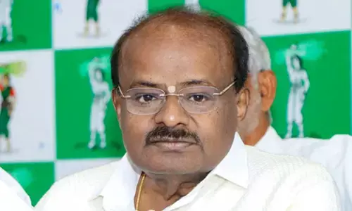Ballari violence: Kumaraswamy slams Shivakumar for holding police officers meeting