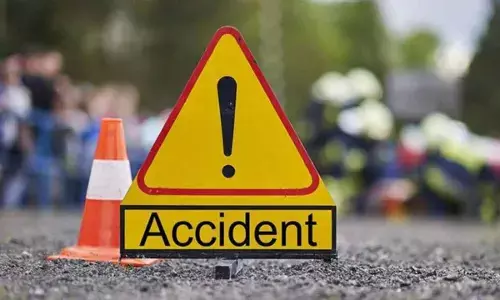 School Bus Accident Near Palamaner Leaves Students Injured School Bus Accident Near Palamaner Leaves Students Injured