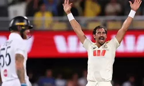 Starc equals Heraths record for most wickets in Tests by left-arm pacers Starc equals Heraths record for most wickets in Tests by left-arm pacers