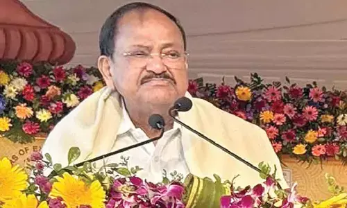 Venkaiah urges students to respect traditions