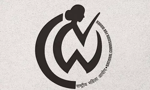 NCW takes suo motu cognisance of alleged assault on BJP woman worker in Hubballi NCW takes suo motu cognisance of alleged assault on BJP woman worker in Hubballi