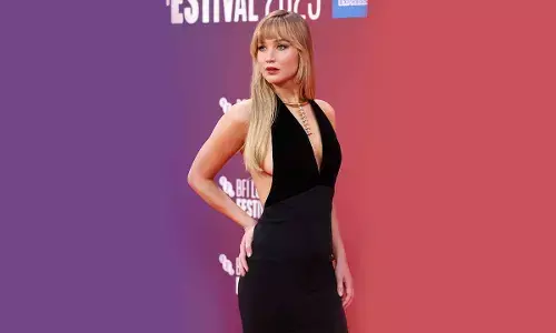 Jennifer Lawrence says filming intimate scenes is easier with strangers