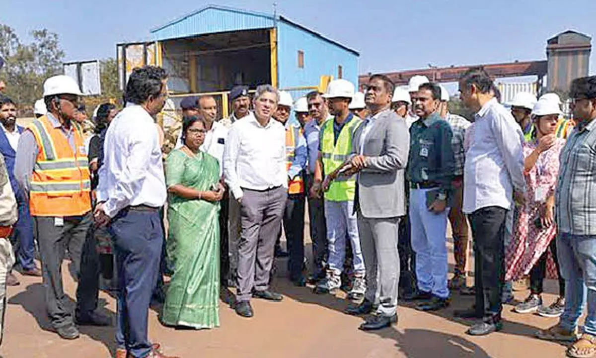 MoPSW Secy reviews VPA’s progress and performance MoPSW Secy reviews VPA’s progress and performance