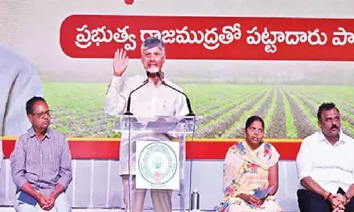 No need for disputes over water flowing into sea: CM