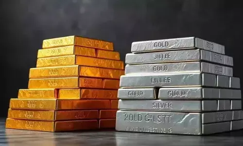 Gold rates in Hyderabad today surges, check the rates on 10 Jan, 2026