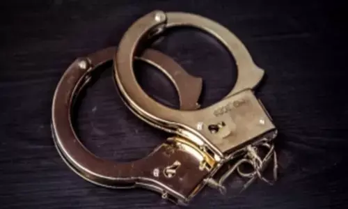 J&K anti-graft body arrests govt official for accepting bribe in Budgam