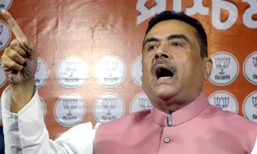 Suvendu Adhikaris convoy attacked at Chandrakona in Bengals West Midnapore dist