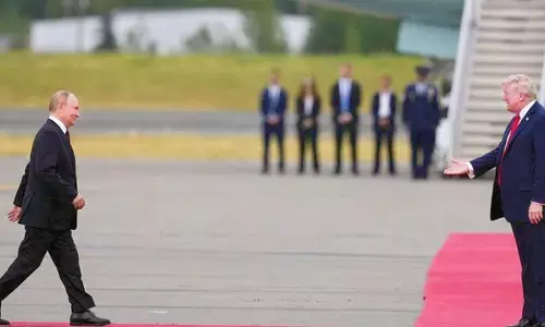 Will Trump send troops to capture Putin?