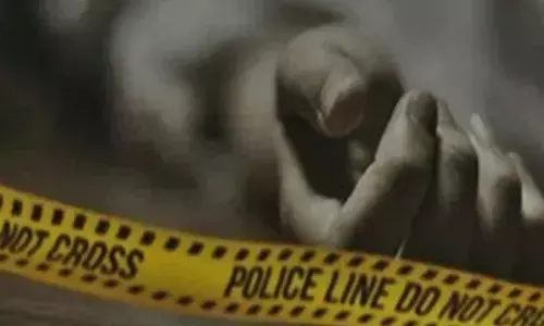 Man found dead under mysterious circumstances in Kolkata Man found dead under mysterious circumstances in Kolkata