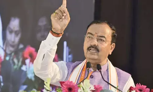 Maurya flays Congress, predicts SP rout in 2027