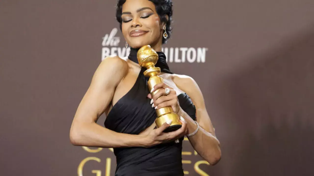 Sobbing Teyana Taylor delivers emotional message to little brown girls after Golden Globe victory