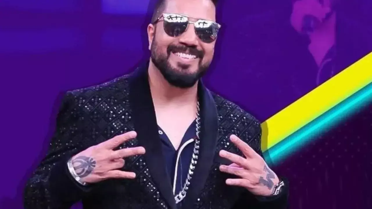 Mika Singh pledges 10 acres to support stray dog welfare, makes heartfelt appeal to Supreme Court