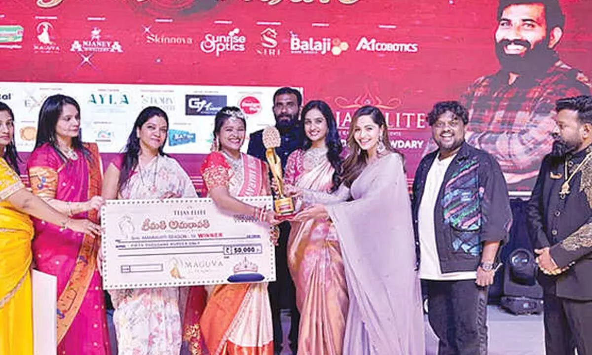 Likhitha Sai crowned Mrs Amaravati Likhitha Sai crowned Mrs Amaravati