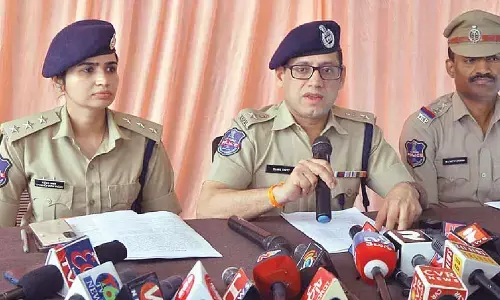 International cyber fraud racket busted in Khammam