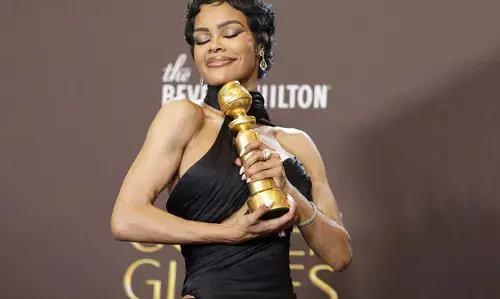 Sobbing Teyana Taylor delivers emotional message to little brown girls after Golden Globe victory