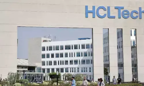 HCLTech reports 11% fall in net at `4,076 cr in Q3