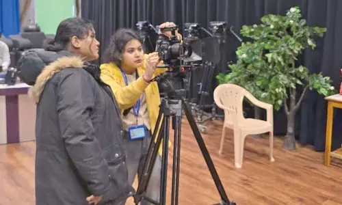 IIMC students get training at Mt Abu IIMC students get training at Mt Abu