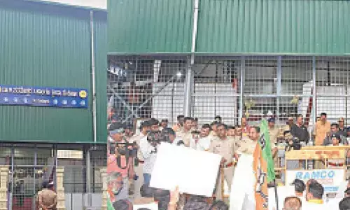 Two kidnapped schoolchildren rescued safely after accident in Uttara Kannada Two kidnapped schoolchildren rescued safely after accident in Uttara Kannada