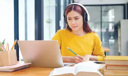 The role of hybrid learning: balancing accessibility and quality