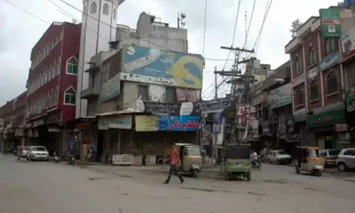 Rich-poor gap in Pakistan soars to alarming level