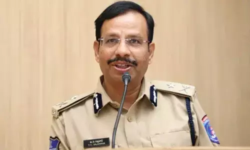 Hyderabad CP condemns verbal attacks on women officers