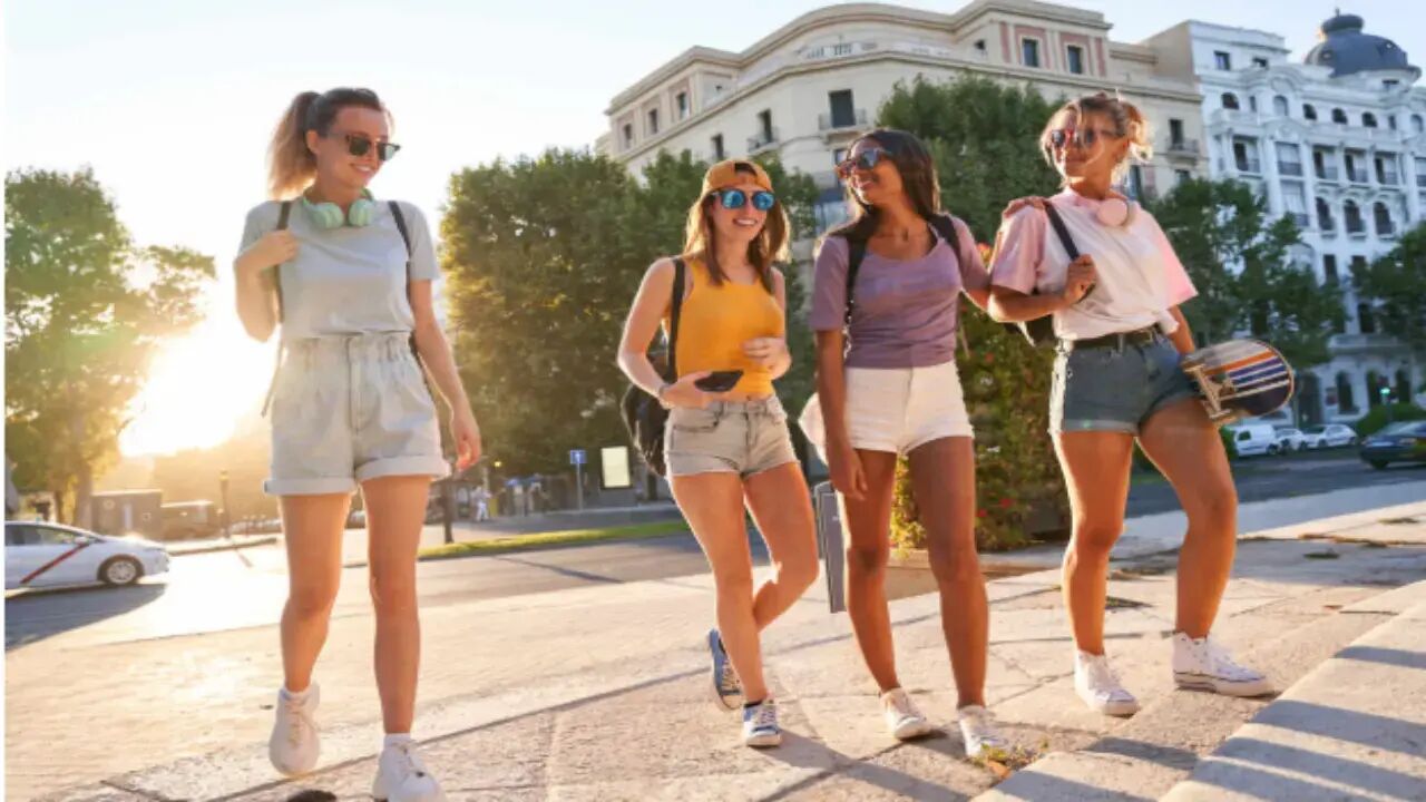 On cloud and comme des Garcons: A Dialogue Between Movement, Design, and Modern Identity